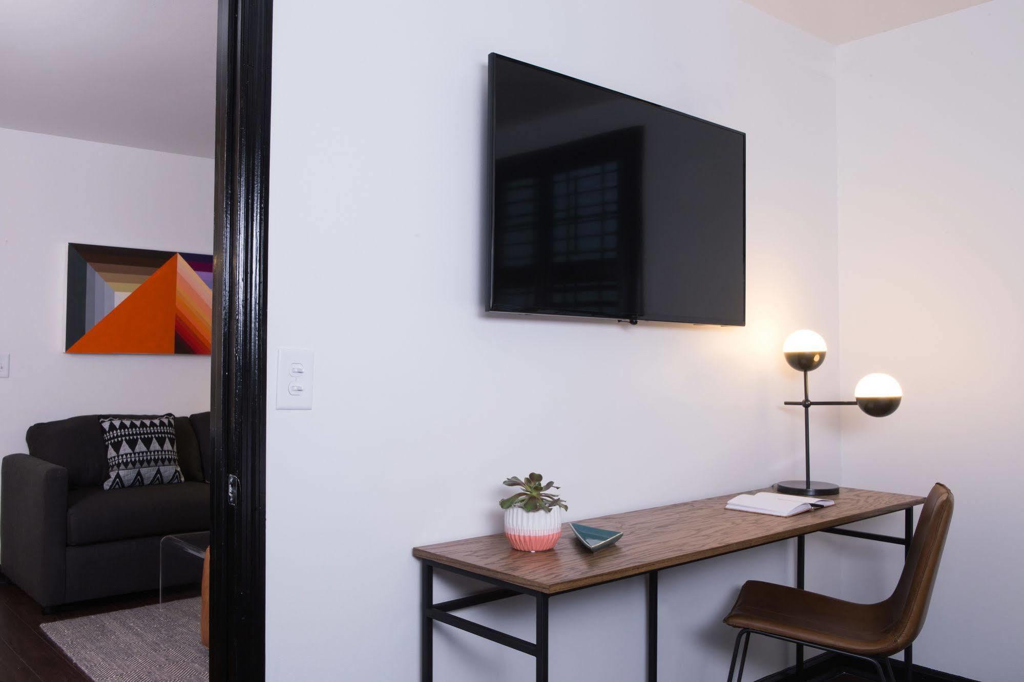 Sobro Guest House แนชวิลล์ ภายนอก รูปภาพ